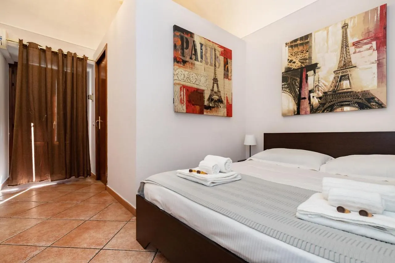 *** Bed & Breakfast Stesicoro Exclusive Rooms Italien