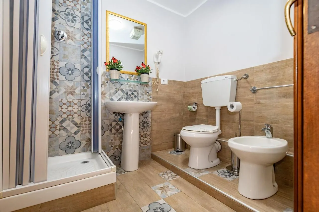 Stesicoro Exclusive Rooms 3*, Catania Italien